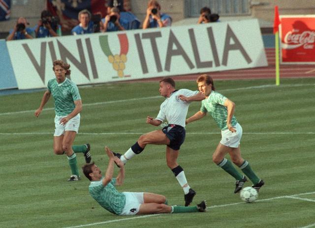 凭借厚实轮 凭借厚实轮